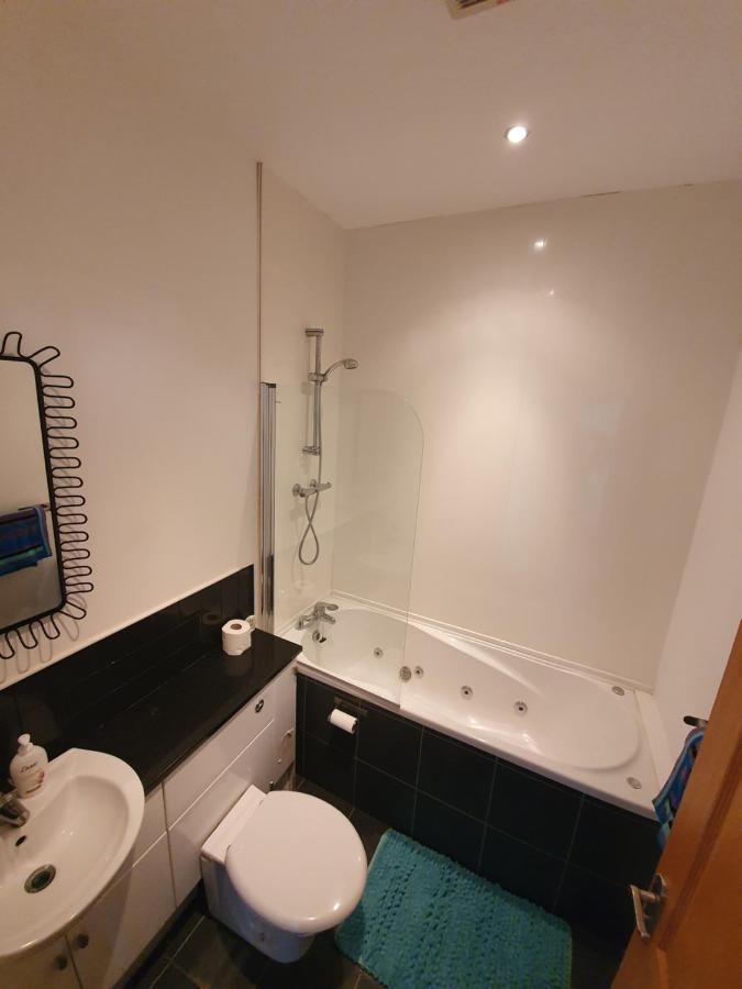 Marina Court La14 2Hl Lejlighed Barrow-in-Furness Eksteriør billede